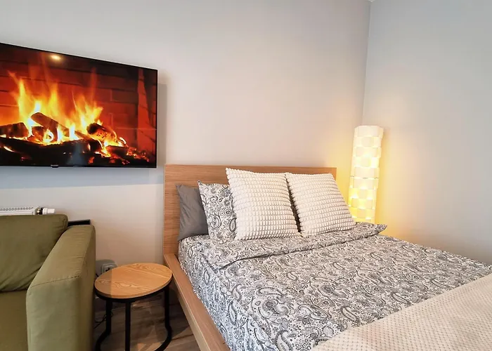 Lodz5-piotrkowska 100m, Manufaktura 1km, Atlas-arena, Parking W Budynku Lejlighed *