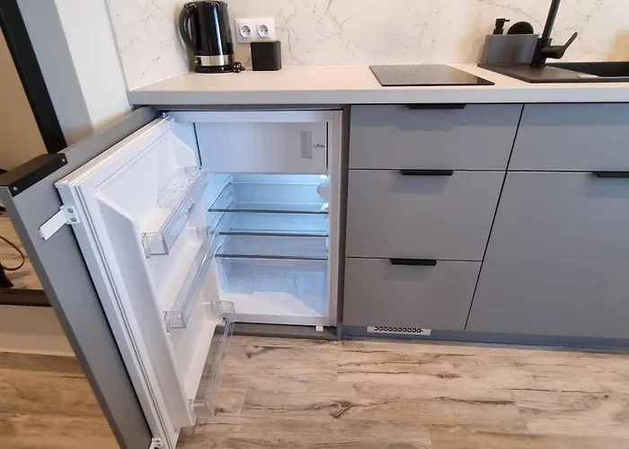 Lodz5-piotrkowska 100m, Manufaktura 1km, Atlas-arena, Parking W Budynku Łódź