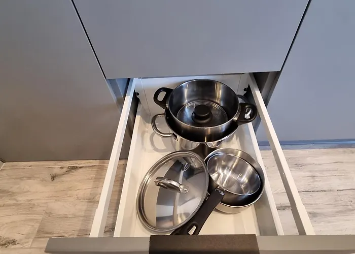 Lodz5-piotrkowska 100m, Manufaktura 1km, Atlas-arena, Parking W Budynku Lejlighed Łódź