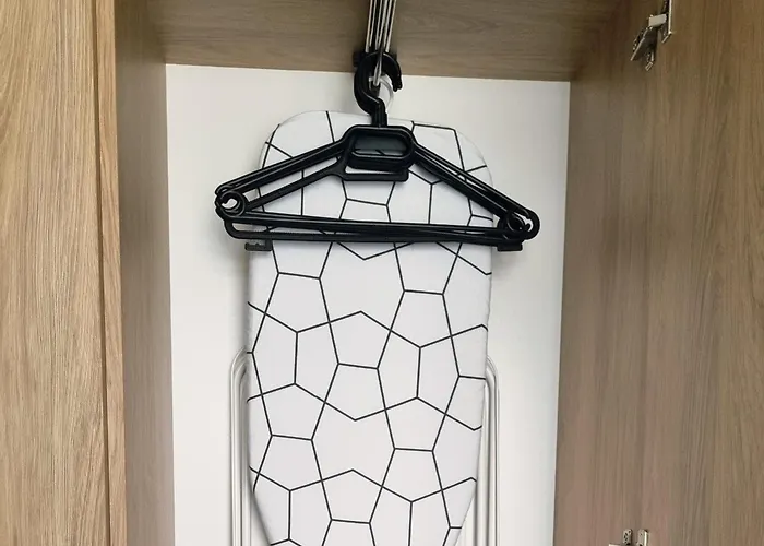 Lodz5-piotrkowska 100m, Manufaktura 1km, Atlas-arena, Parking W Budynku Lejlighed *