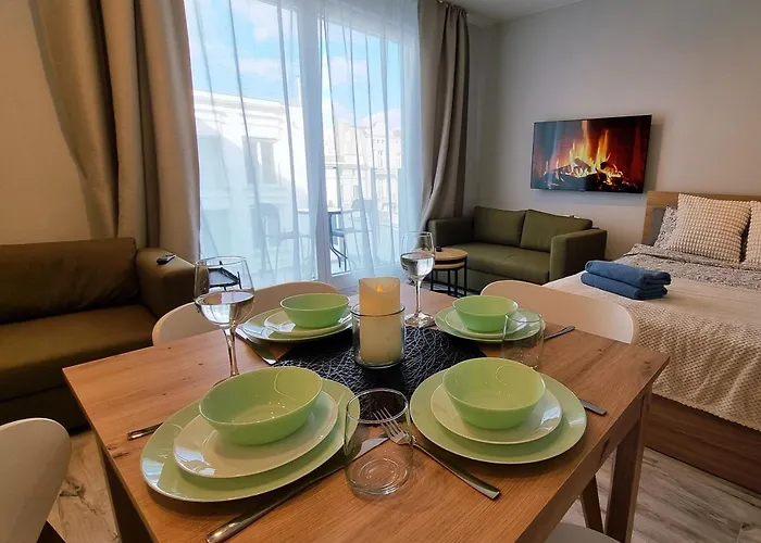 Lodz5-piotrkowska 100m, Manufaktura 1km, Atlas-arena, Parking W Budynku Lejlighed *